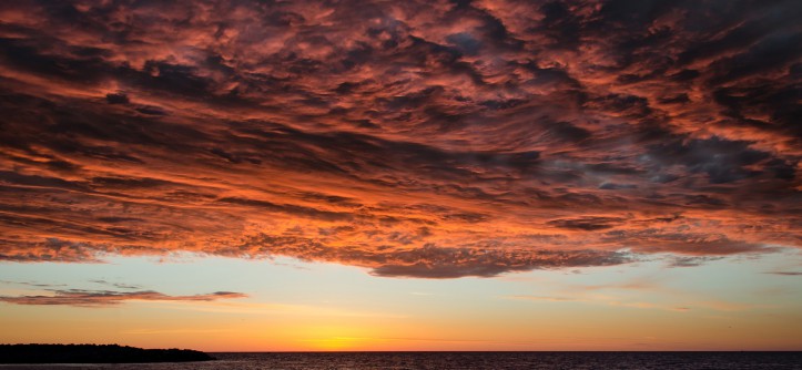 6972477-red-sunset-over-lake-michigan